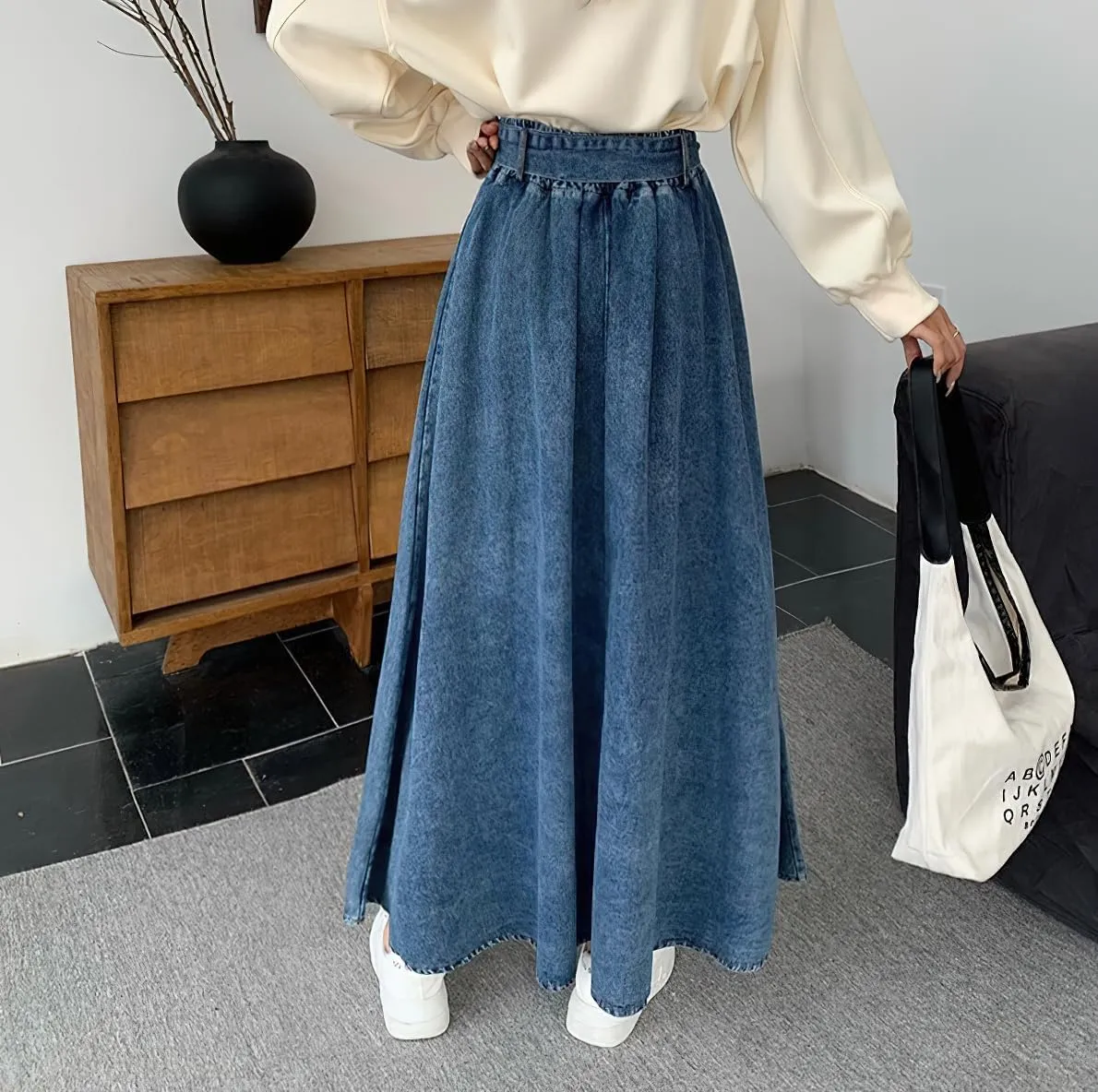 chouyatou Women's Ruffle Denim Skirt Elastic High Waist Pleated A Line Swing Maxi Long Jean Skirt with Belt