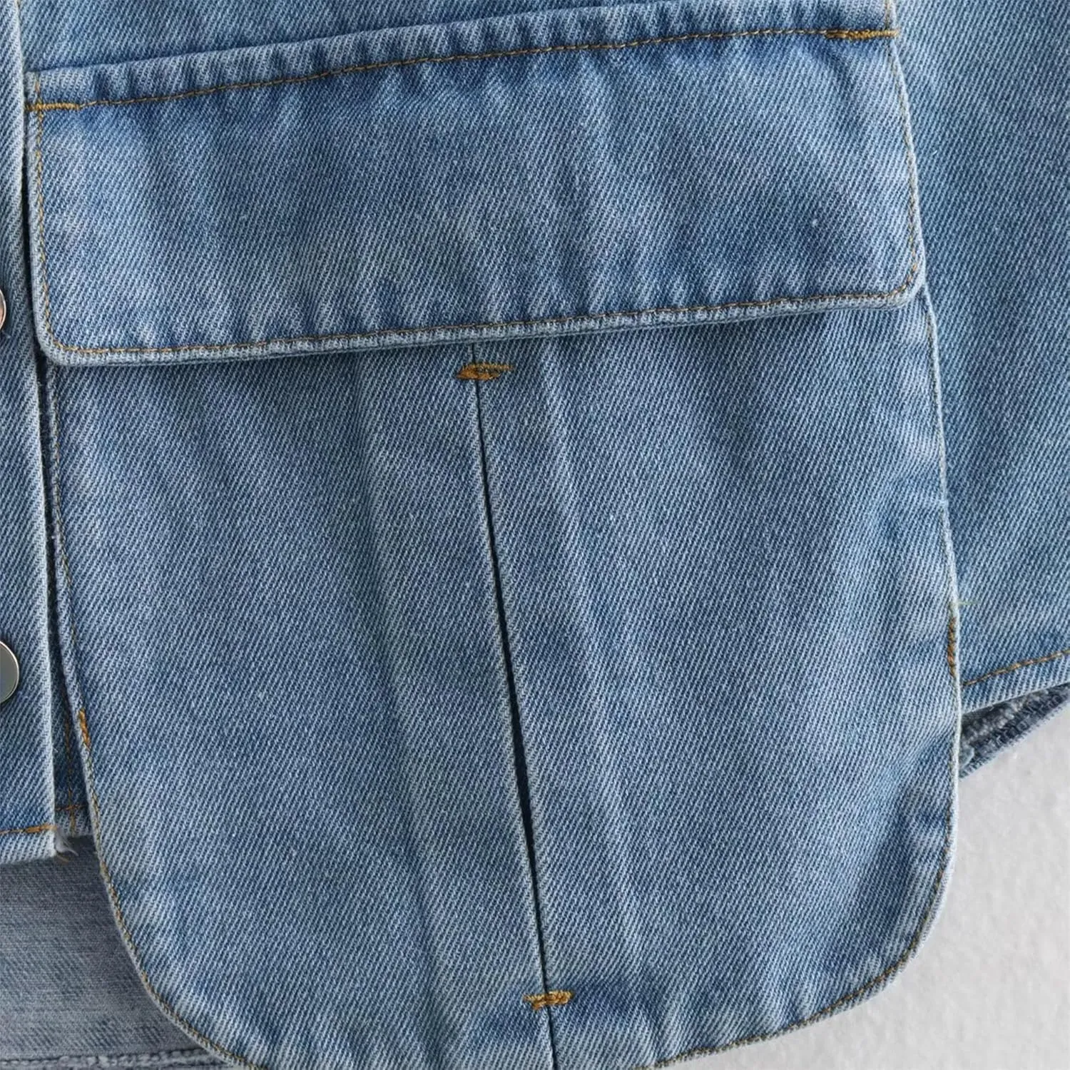 Denim Vest Women Button Down Polo Neck Cropped Loose Sleeveless Shirt Top Jean Jacket Coat with Pockets
