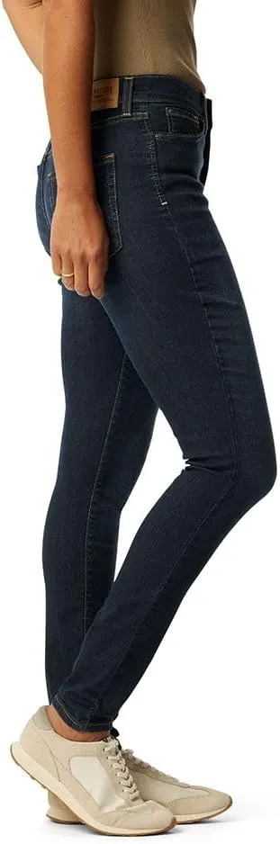 Levi Strauss Signature Gold Women's Totally Shaping High Rise Skinny Jeans (Standard and Plus)
