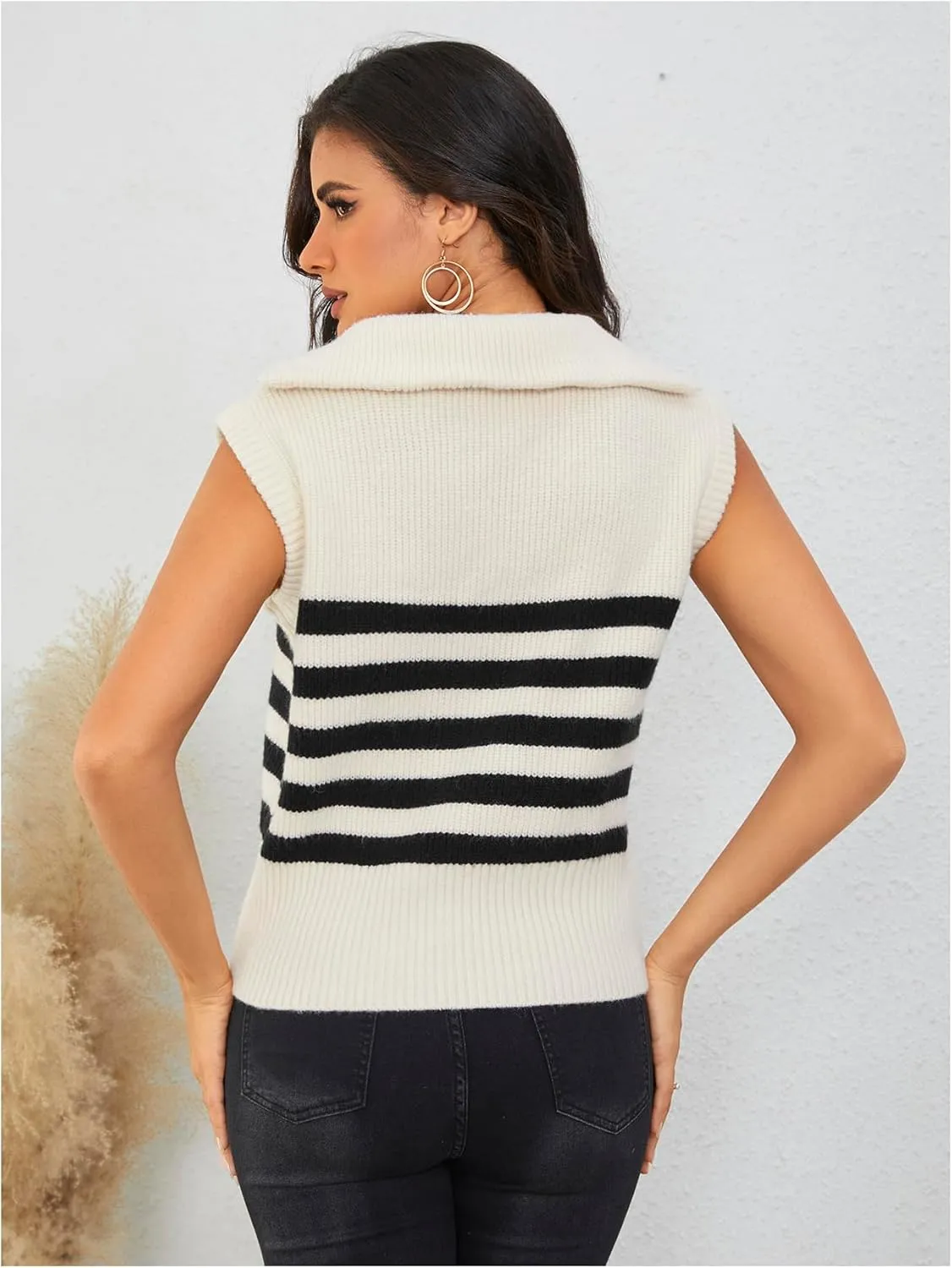 MakeMeChic Women's 2025 Sleeveless Sweater Vest Striped Zipper Front Collar Knitted Tank Tops