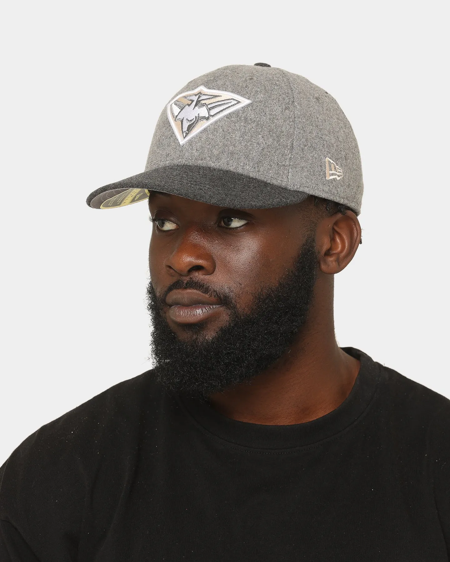 New Era Essendon Bombers 'Melton Wool Cap' AFL '22 59FIFTY Low Profile Fitted Dark Grey