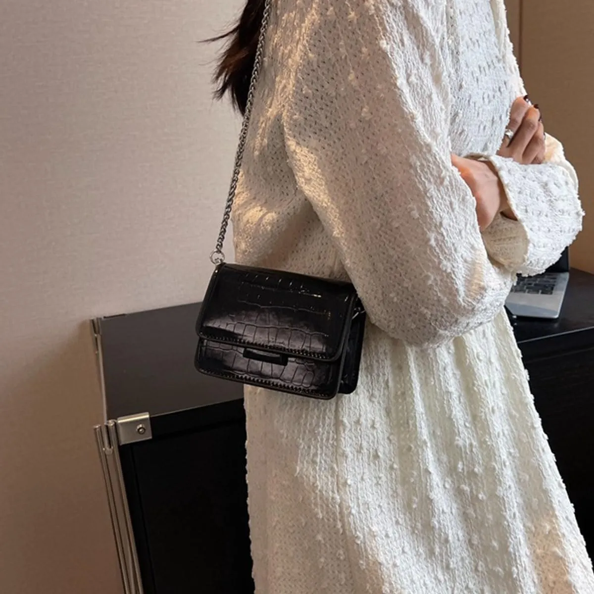 PU Leathe Mini Crossbody Bags for Women's, Y2k Mini Square Purse with Chain Strap Fashion Women Small Evening Bags