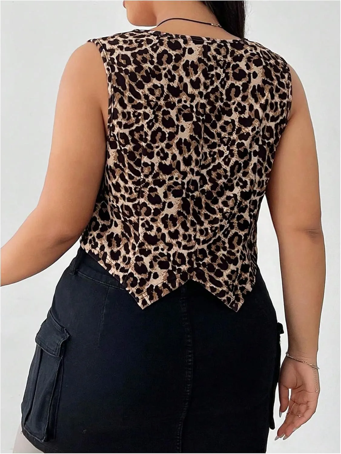 WDIRARA Women's Plus Size Leopard Print Button Down Vest V Neck Sleeveless Y2k Jacket