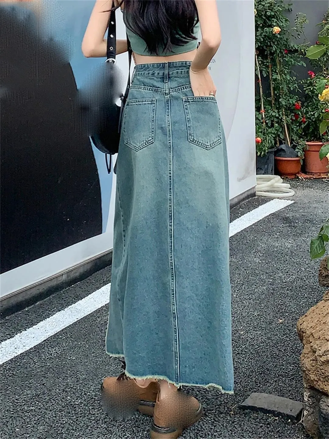 Women's 4 Big Pockets Fringed Denim Skirts High Waisted Retro Washed Denim Skirt Casual Loose Midi Skirt